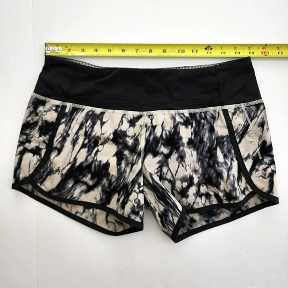 Lululemon Run Times Short Great Granite Black Mojave Tan Stretch 4" Inseam Sz 6 - Picture 12 of 15